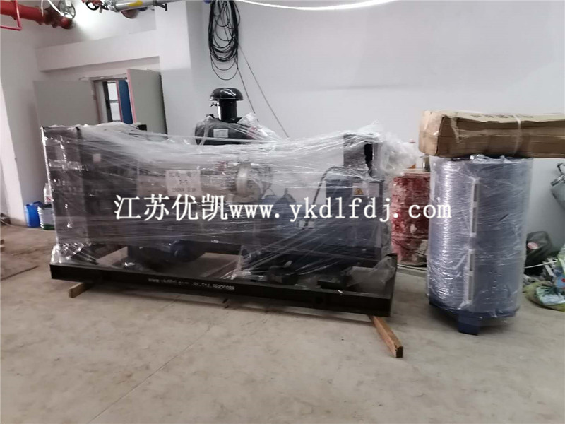2020年7月11日，250KW濰柴發(fā)電機組交付廣西某房地產(chǎn)公司用備用電源