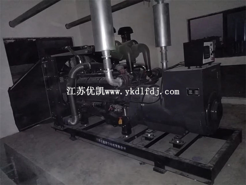 2022年4月27日，600KW上柴發(fā)電機(jī)組交付廣西欽州某工程使用