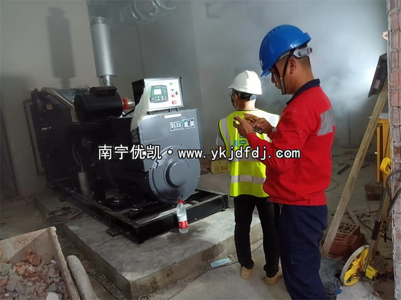 2022年6月15日，400KW上柴發(fā)電機(jī)組交付廣西賓陽(yáng)某工程隊(duì)使用
