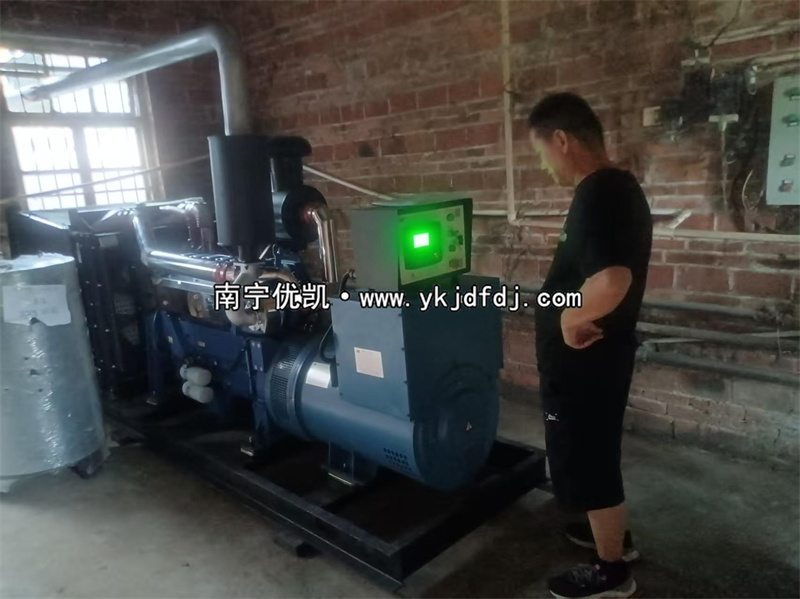 2025年6月16日，玉林某中學(xué)項目200kw柴油發(fā)電機組到貨安裝調(diào)試